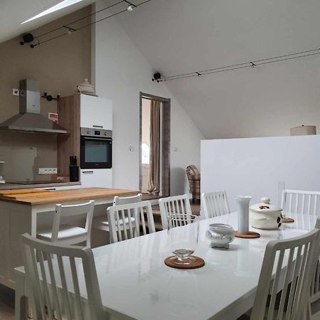 Gite Rural 3 Epis "Aux Pieds Des Ar'Den" - Chambre 1 Isolee Et Chambre 2 Dans Hall De Nuit - 34 Rue Du Chateau A 5564 Wanlin - 4 Adultes Et 2 Enfants Houyet Exterior foto