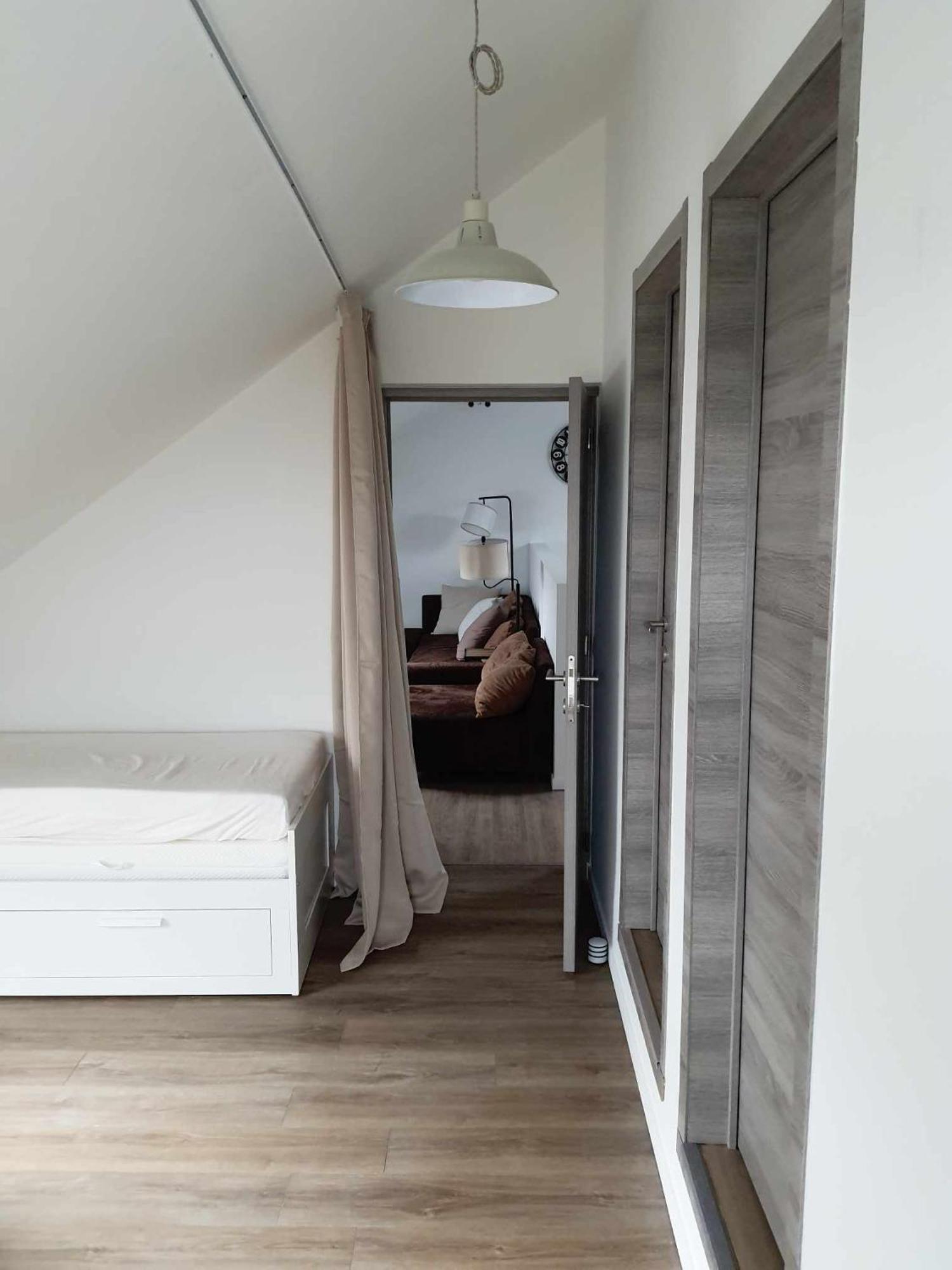 Gite Rural 3 Epis "Aux Pieds Des Ar'Den" - Chambre 1 Isolee Et Chambre 2 Dans Hall De Nuit - 34 Rue Du Chateau A 5564 Wanlin - 4 Adultes Et 2 Enfants Houyet Exterior foto